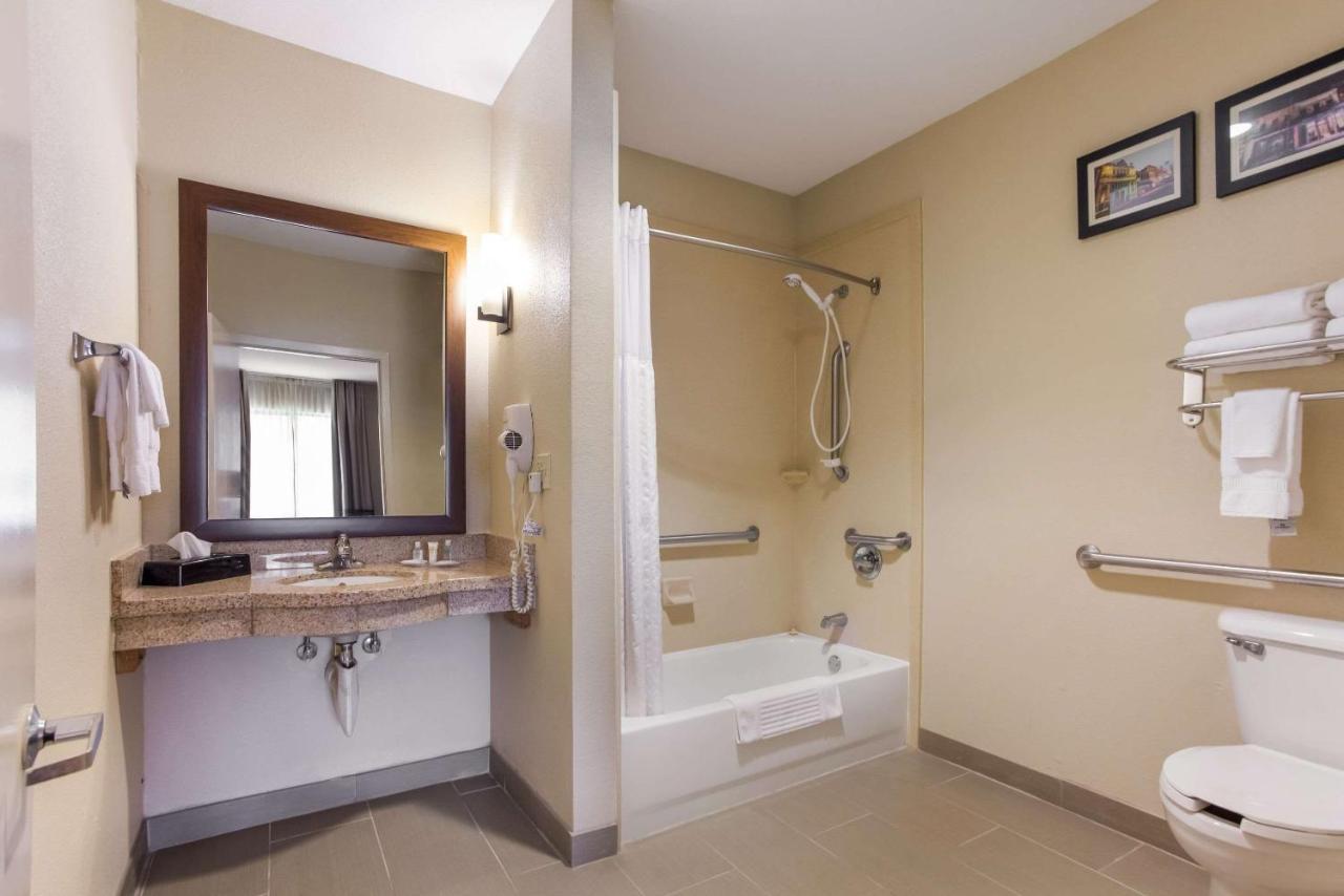 Comfort Suites North Mobile Saraland Buitenkant foto
