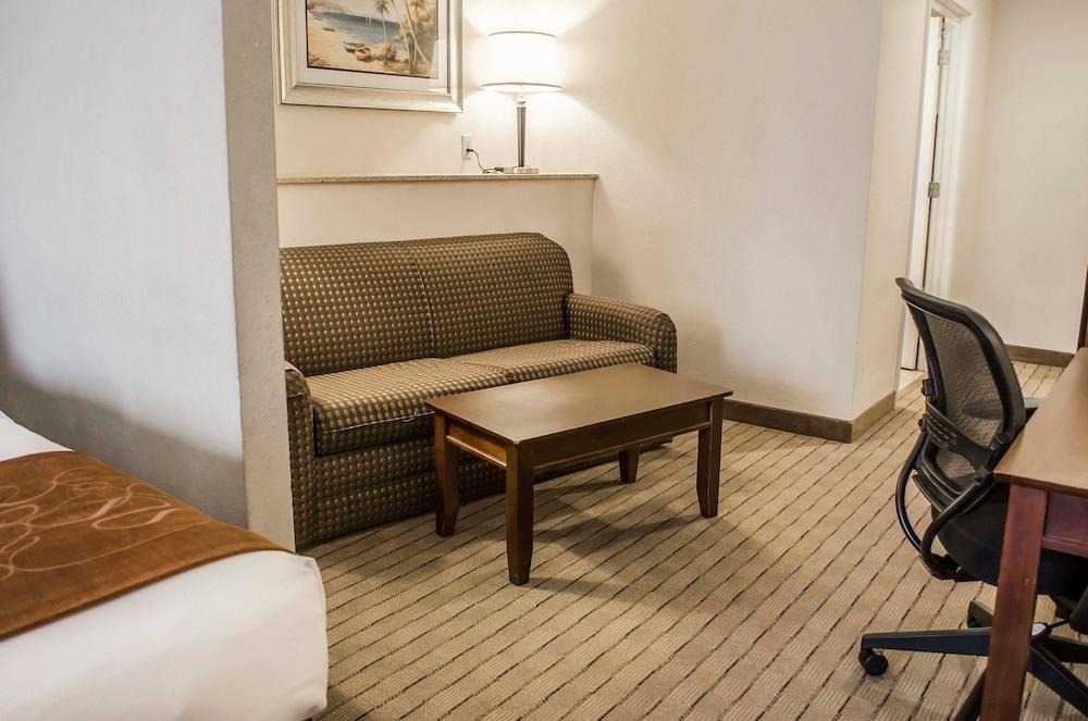 Comfort Suites North Mobile Saraland Buitenkant foto