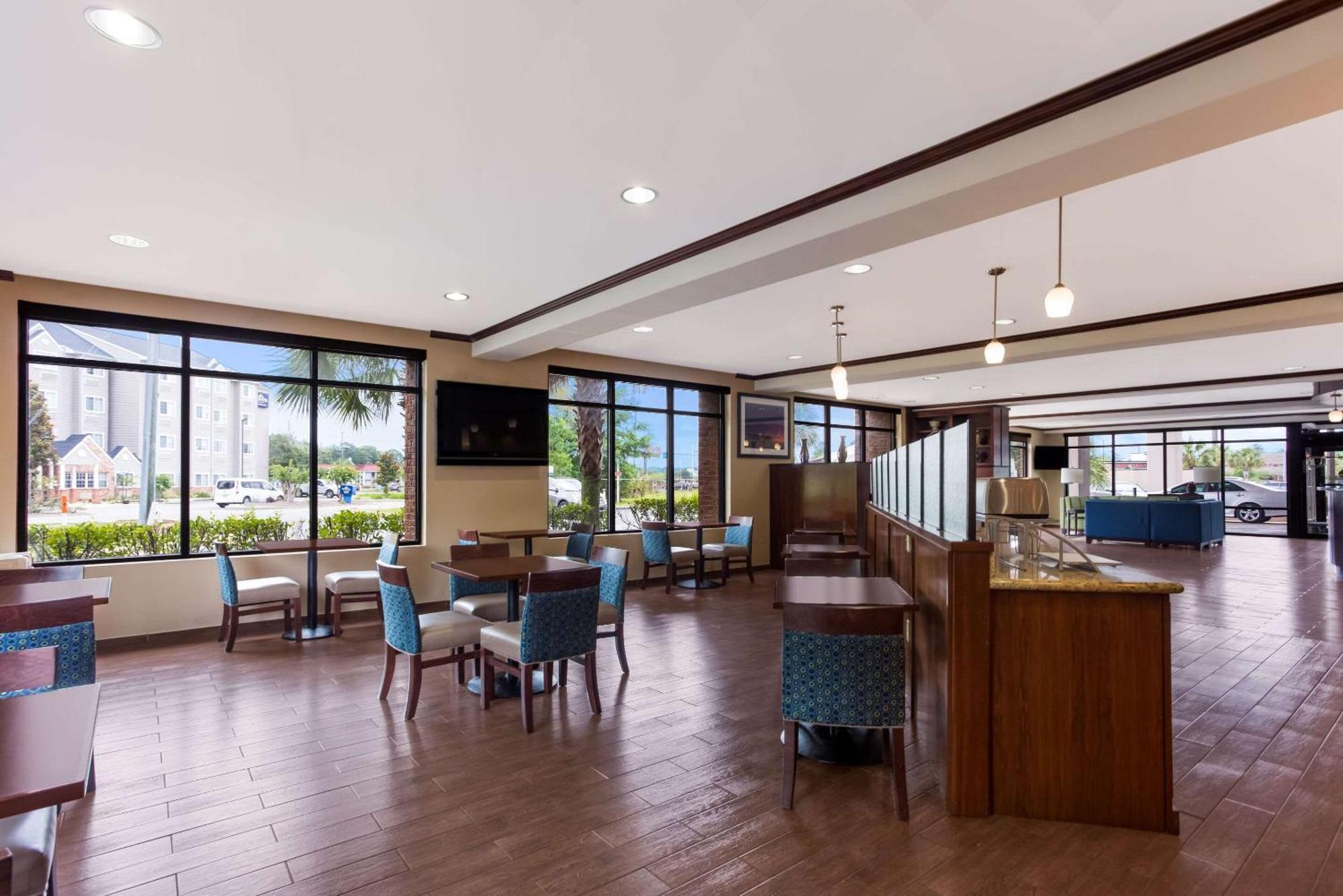 Comfort Suites North Mobile Saraland Buitenkant foto